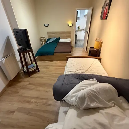 Avec Mezzanine