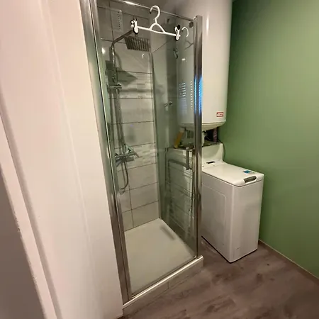 Apartment Avec Mezzanine *